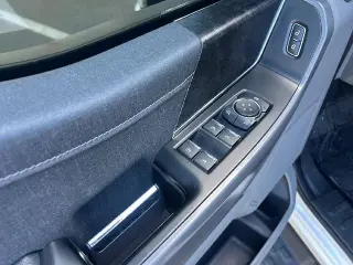 Ford F-150 Lightning 2023 AWD XLT 4 puertas SuperCrew 5.5 pies. SB