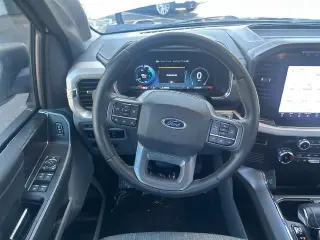 Ford F-150 Lightning 2023 AWD XLT 4 puertas SuperCrew 5.5 pies. SB