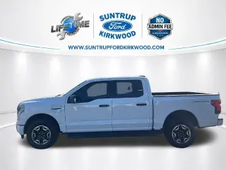 Ford F-150 Lightning 2023 AWD XLT 4 puertas SuperCrew 5.5 pies. SB