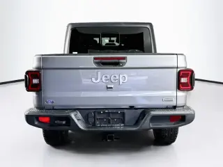 Jeep Gladiator 2020 4x4 Overland 4dr Crew Cab 5.0 ft. SB