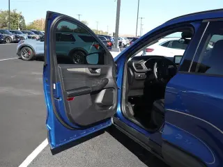 Ford Escape 2022 SE 4dr SUV