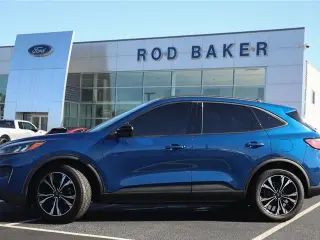 Ford Escape 2022 SE 4dr SUV