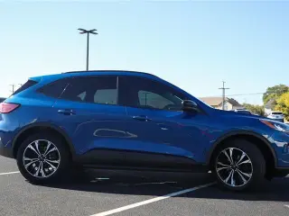 Ford Escape 2022 SE 4dr SUV