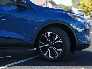 Ford Escape 2022 SE 4dr SUV