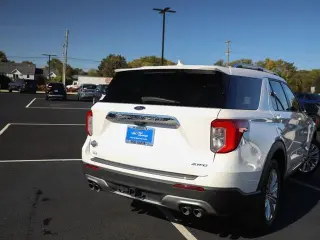 Ford Explorer 2022 AWD King Ranch 4dr SUV