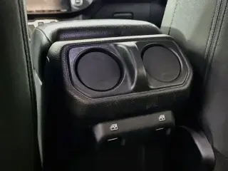 Jeep Wrangler Unlimited 2018 4x4 Sport 4dr SUV (lanzamiento a mitad de año)