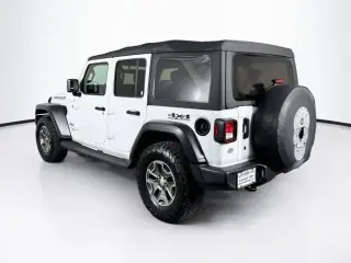 Jeep Wrangler Unlimited 2018 4x4 Sport 4dr SUV (lanzamiento a mitad de año)