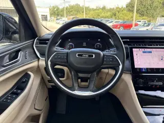 Jeep Grand Cherokee L 2022 4x2 Limited 4dr SUV