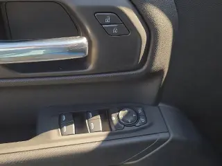 Chevrolet Silverado 1500 2025 4x2 Custom 4dr Crew Cab 5.8 ft. SB