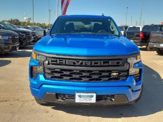 Chevrolet Silverado 1500 2025 4x2 Custom 4dr Crew Cab 5.8 ft. SB