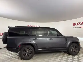 Land Rover Defender 2023 AWD 130 X-Dynamic SE 4dr SUV