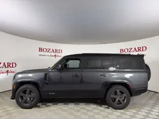 Land Rover Defender 2023 AWD 130 X-Dynamic SE 4dr SUV