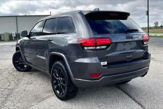 Jeep Grand Cherokee 2018 4x4 Laredo SUV 4 puertas
