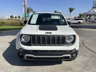 Jeep Renegade 2023 4x4 Latitude 4dr SUV