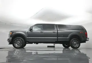 Ford F-250 Super Duty 2017 4x4 Lariat 4 puertas Cabina de Tripulación 6.8 pies SB Camioneta