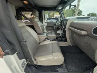 Jeep Wrangler 2010 4x4 Sahara 2dr SUV