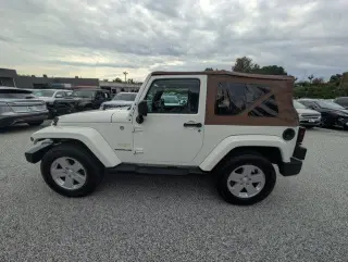 Jeep Wrangler 2010 4x4 Sahara 2dr SUV