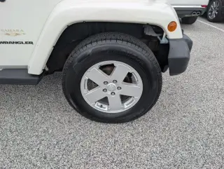 Jeep Wrangler 2010 4x4 Sahara 2dr SUV