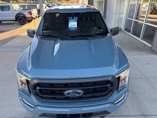 Ford F-150 2023 4x4 XLT 4 puertas SuperCrew SB de 5.5 pies