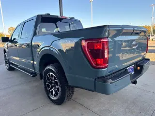 Ford F-150 2023 4x4 XLT 4 puertas SuperCrew SB de 5.5 pies