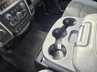 Ram 1500 2015 4x2 SLT 4dr Crew Cab 5.5 ft. SB Pickup
