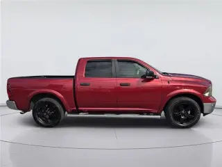 Ram 1500 2015 4x2 SLT 4dr Crew Cab 5.5 ft. SB Pickup