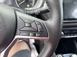 Nissan Kicks 2020 SR 4dr Crossover