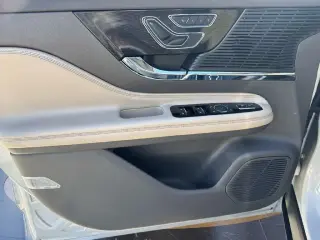 Lincoln Corsair 2022 Reserve 4dr SUV