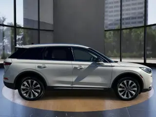 Lincoln Corsair 2022 Reserve 4dr SUV