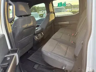 Ford F-150 2023 4x4 XL 4dr SuperCrew 5.5 ft SB