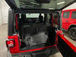 Jeep Wrangler 2022 4x4 Willys 2dr SUV