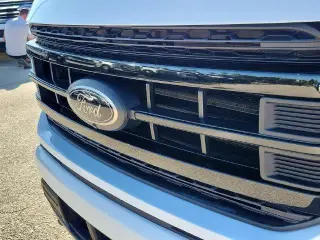 Ford F-150 2023 4x4 XLT 4dr SuperCrew 5.5 ft. SB