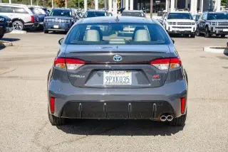 Toyota Corolla Hybrid 2025 SE Sedán 4 puertas