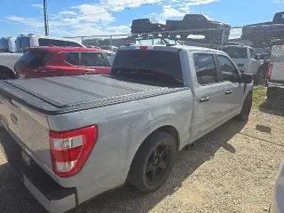 Ford F-150 2023 4x2 XL 4 puertas SuperCrew SB 5.5 pies