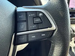 Toyota Sienna 2021 XLE 7-Pasajeros 4dr Mini-Van