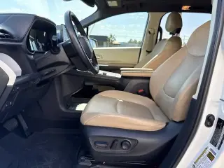 Toyota Sienna 2021 XLE 7-Pasajeros 4dr Mini-Van