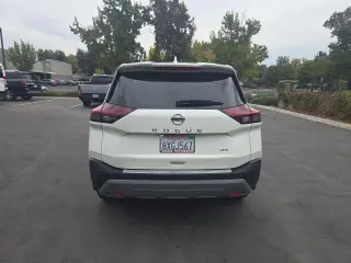 Nissan Rogue 2021 SV 4dr Crossover