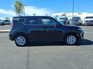 Kia Soul 2025 LX 4dr Crossover