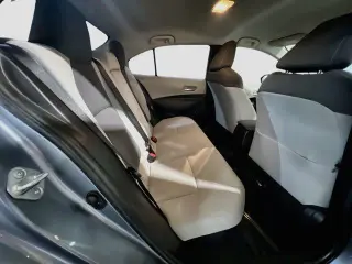 Toyota Corolla Híbrido 2020 LE 4dr Sedán