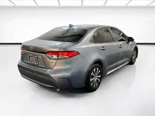 Toyota Corolla Híbrido 2020 LE 4dr Sedán