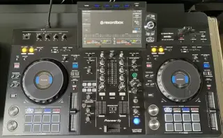 Pioneer DJ XDJ-RX3, XDJ XZ