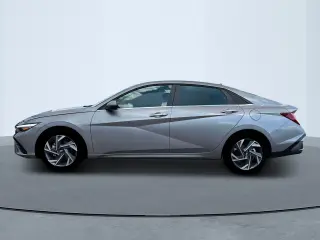 Hyundai ELANTRA 2025 SEL Convenience Sedán 4 puertas