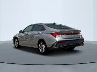 Hyundai ELANTRA 2025 SEL Convenience Sedán 4 puertas