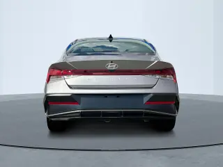 Hyundai ELANTRA 2025 SEL Convenience Sedán 4 puertas
