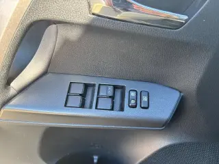 Toyota RAV4 Híbrido 2018 AWD XLE 4dr SUV