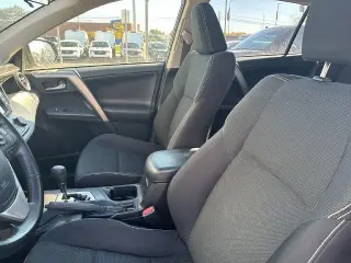 Toyota RAV4 Híbrido 2018 AWD XLE 4dr SUV