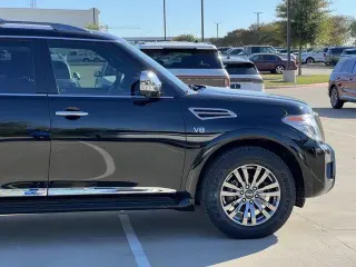 Nissan Armada 2018 4x4 Platinum 4dr SUV