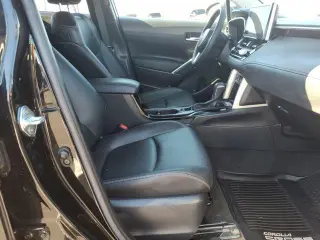 Toyota Corolla Cross 2023 XLE 4dr Crossover