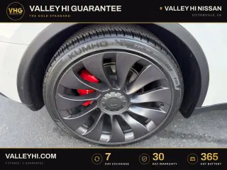 Tesla Model Y 2021 AWD Performance 4dr Crossover