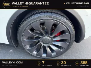 Tesla Model Y 2021 AWD Performance 4dr Crossover